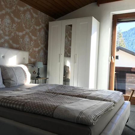 Pension Ostbach Leutasch Exterior photo
